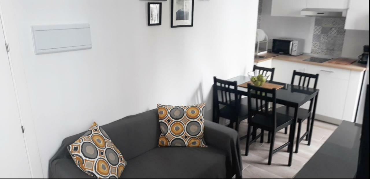 רונדה Puerta Alameda Suites מראה חיצוני תמונה